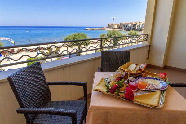Riva del Sole (Cefalù)